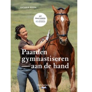 Paarden gymnastiseren aan de hand
