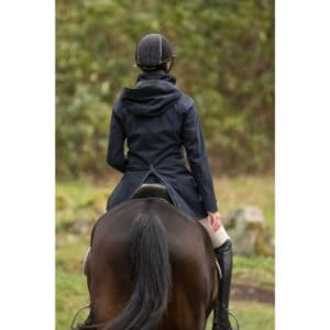 Stierna Storm regenjas