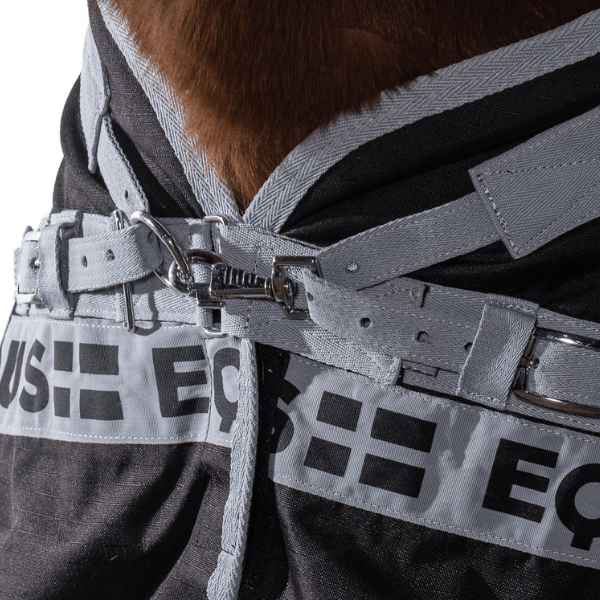Eques winterdeken sluiting
